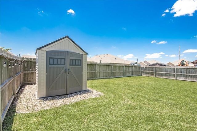 7205 LANDS END Dr, Corpus Christi, TX 78414