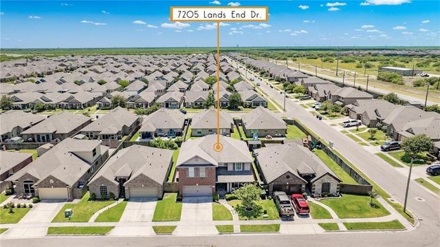 7205 LANDS END Dr, Corpus Christi, TX 78414