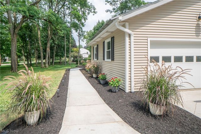 7785 Salem Drive, Hudson, OH 44236