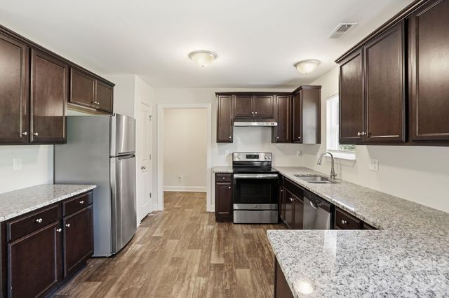502 Coffeetree Lane, Stanley, NC 28164