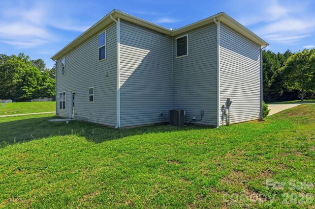 502 Coffeetree Lane, Stanley, NC 28164