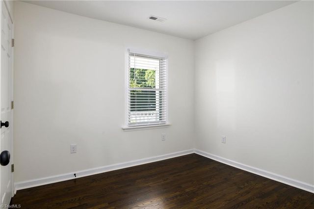 231 Pine Tree Road, Winston-salem, NC 27105