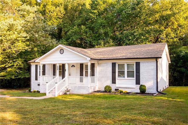 231 Pine Tree Road, Winston-salem, NC 27105