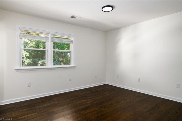 231 Pine Tree Road, Winston-salem, NC 27105