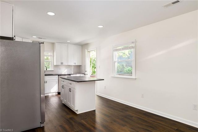 231 Pine Tree Road, Winston-salem, NC 27105