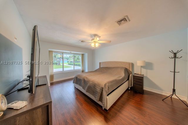 4391 SW 77th Ave, Davie, FL 33328