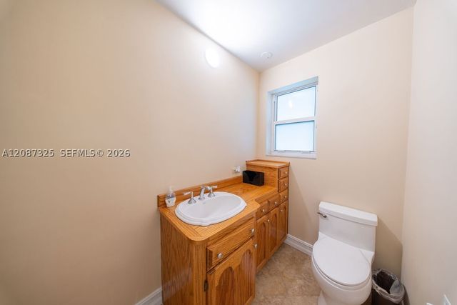 4391 SW 77th Ave, Davie, FL 33328
