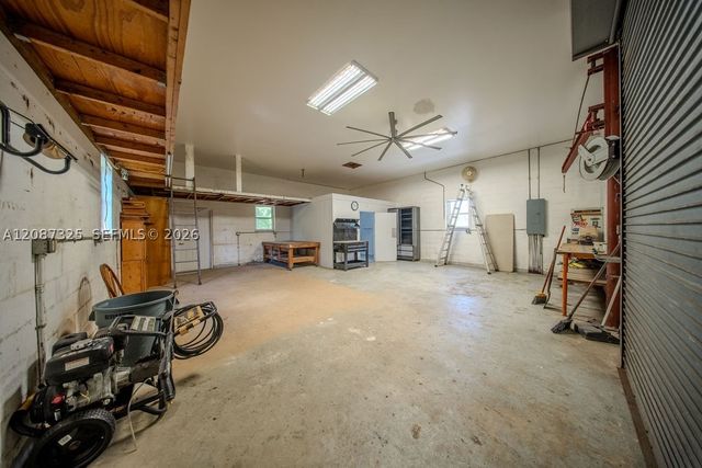 4391 SW 77th Ave, Davie, FL 33328