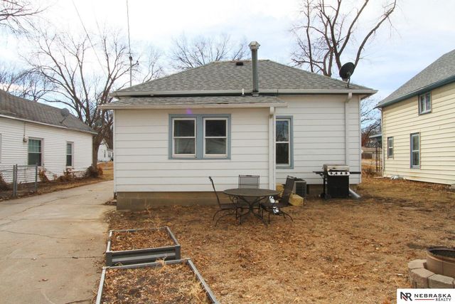 6512 Benton Street, Lincoln, NE 68507