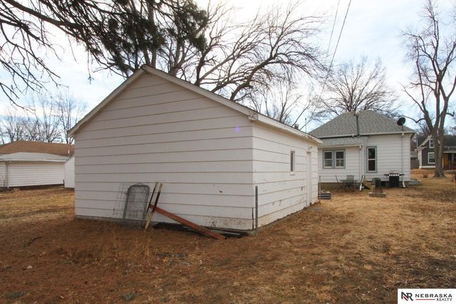 6512 Benton Street, Lincoln, NE 68507