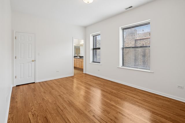 1313 W Pratt Boulevard 2W, Chicago, IL 60626