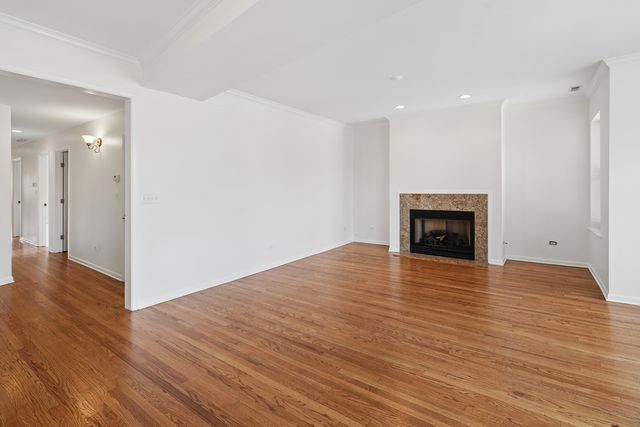 1313 W Pratt Boulevard 2W, Chicago, IL 60626