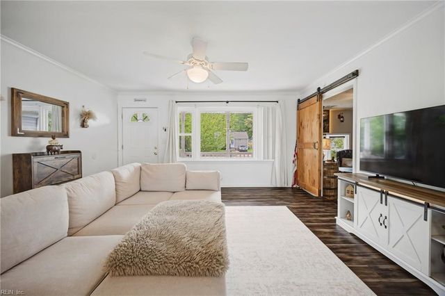 1516 Gardenwood PW, Virginia Beach, VA 23455