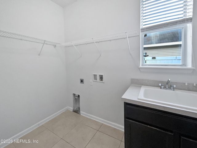 15713 LEXINGTON PARK Boulevard, Jacksonville, FL 32218