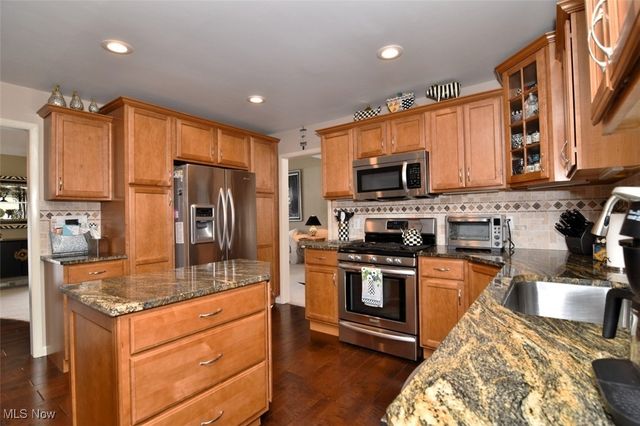 5123 Cheswick Drive, Solon, OH 44139