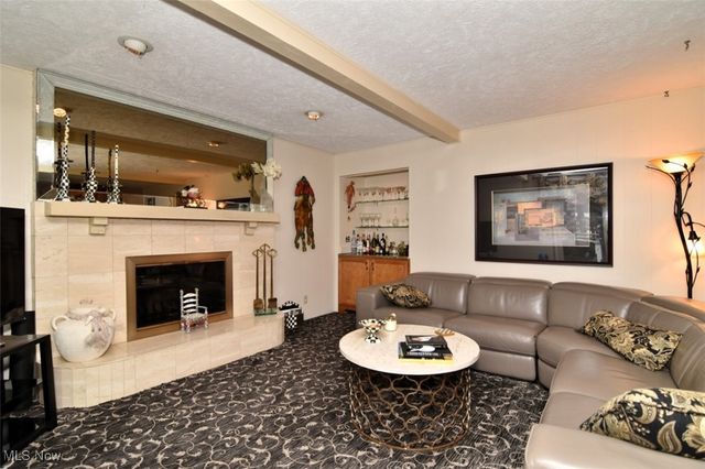 5123 Cheswick Drive, Solon, OH 44139