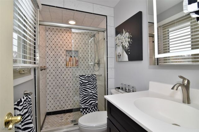 5123 Cheswick Drive, Solon, OH 44139