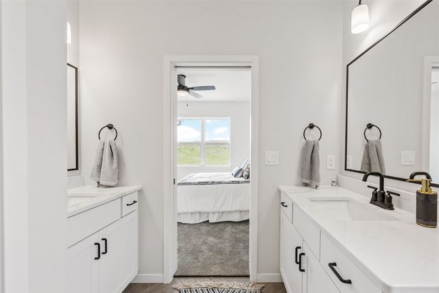 7509 Country Ridge Drive NW, Cedar Rapids, IA 52405