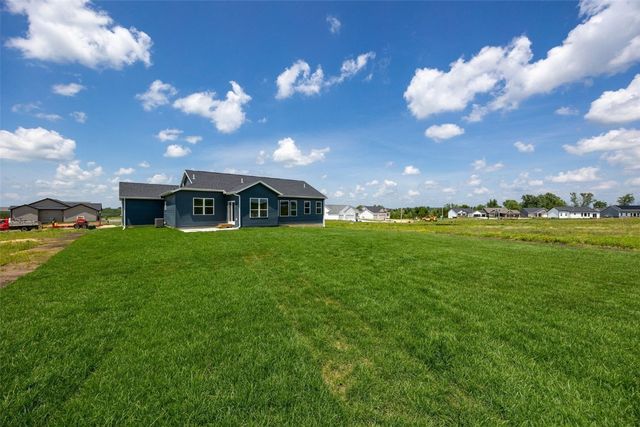 7509 Country Ridge Drive NW, Cedar Rapids, IA 52405