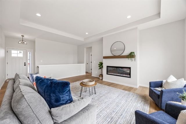 7509 Country Ridge Drive NW, Cedar Rapids, IA 52405