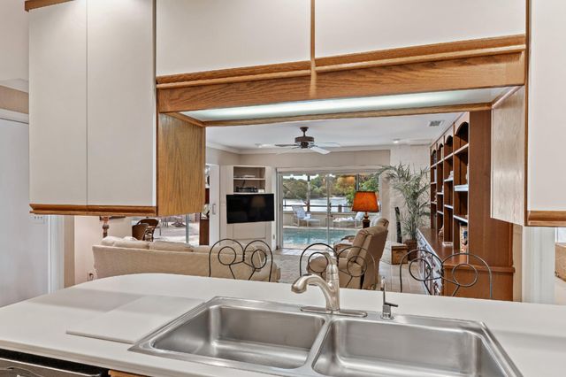 107 Lighthouse Drive, Jupiter Inlet Colony, FL 33469