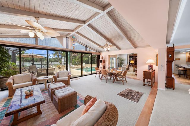 107 Lighthouse Drive, Jupiter Inlet Colony, FL 33469