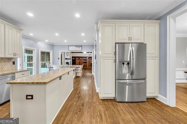 1828 Chedworth Lane, Stone Mountain, GA 30087