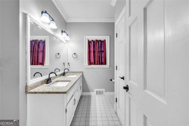 1828 Chedworth Lane, Stone Mountain, GA 30087