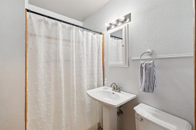 303 E Jasper Street, Pleasantville, IA 50225