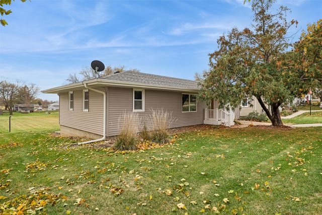 303 E Jasper Street, Pleasantville, IA 50225