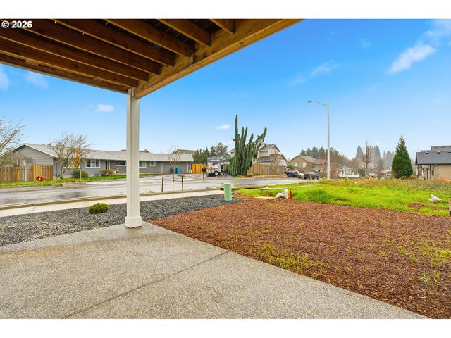 4690 Se 2ND St, Gresham, OR 97080