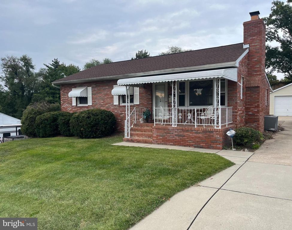 1124 MCHENRY DR, Glen Burnie, MD 21061