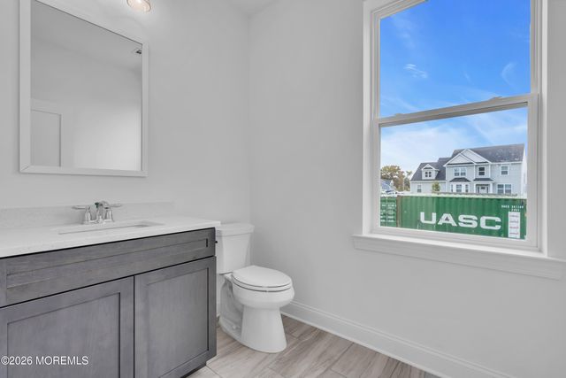 2 Southern Boulevard, Bayville, NJ 08721