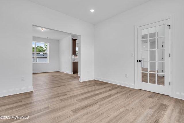 2 Southern Boulevard, Bayville, NJ 08721