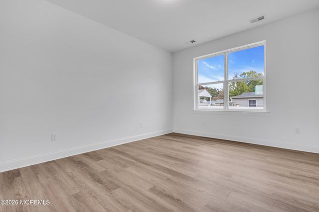 2 Southern Boulevard, Bayville, NJ 08721
