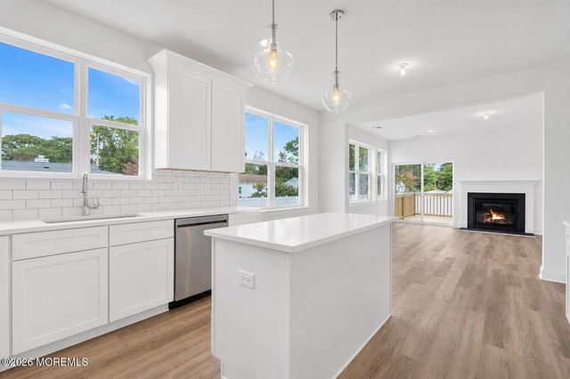 2 Southern Boulevard, Bayville, NJ 08721