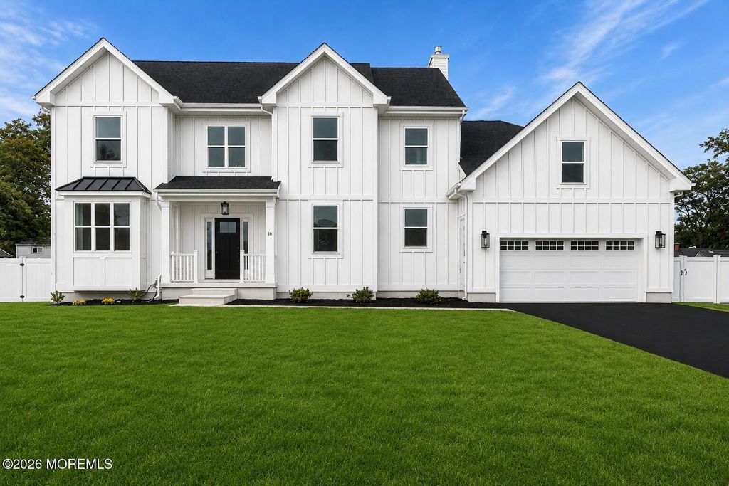 2 Southern Boulevard, Bayville, NJ 08721