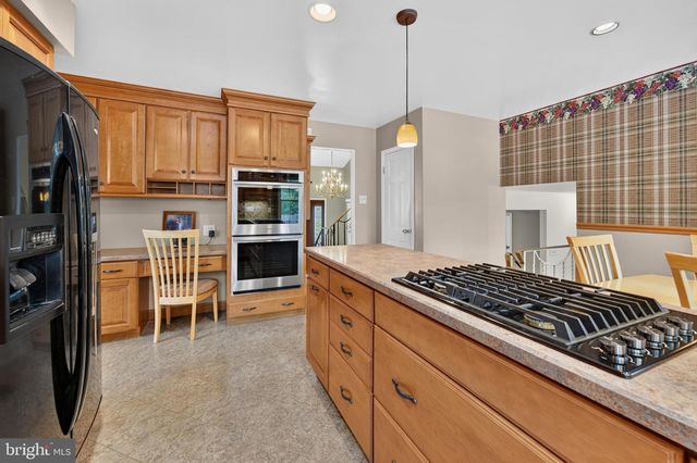 3 GATELY CT, Cherry Hill, NJ 08002