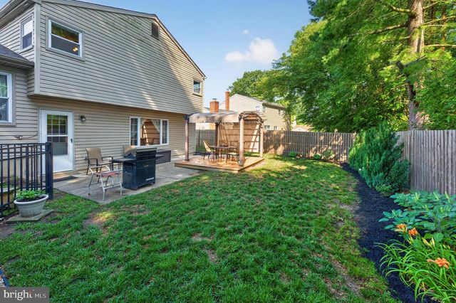 3 GATELY CT, Cherry Hill, NJ 08002