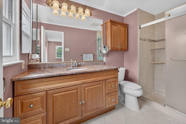 3 GATELY CT, Cherry Hill, NJ 08002