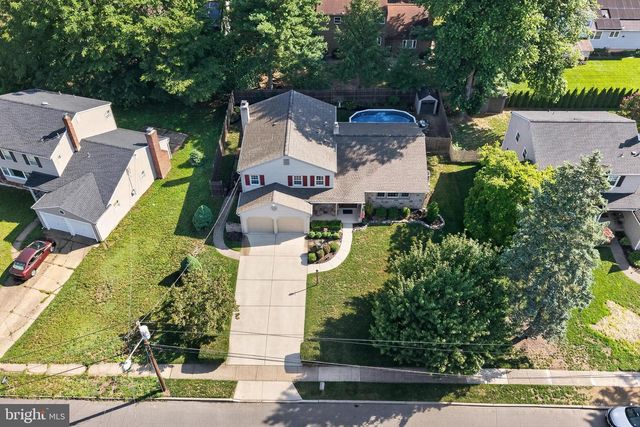 3 GATELY CT, Cherry Hill, NJ 08002