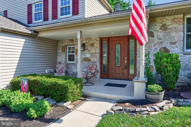 3 GATELY CT, Cherry Hill, NJ 08002