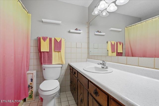 1858 Nandina Drive, Maryville, TN 37801