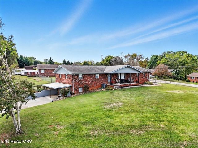1858 Nandina Drive, Maryville, TN 37801