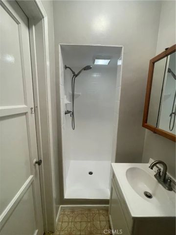 140 N Berkeley, Pasadena, CA 91107