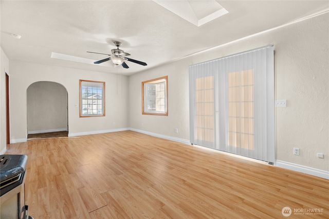 633 E Arcadia Street, Shelton, WA 98584