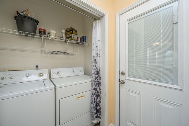 325 Harriswood Lane, Moncks Corner, SC 29461