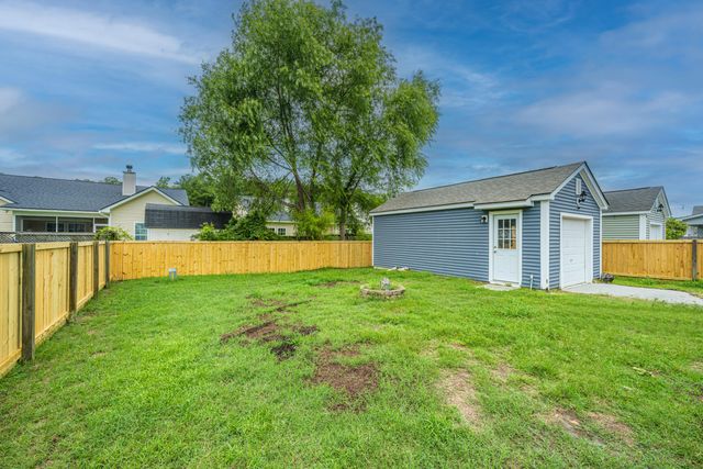 325 Harriswood Lane, Moncks Corner, SC 29461