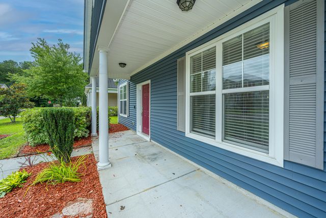 325 Harriswood Lane, Moncks Corner, SC 29461