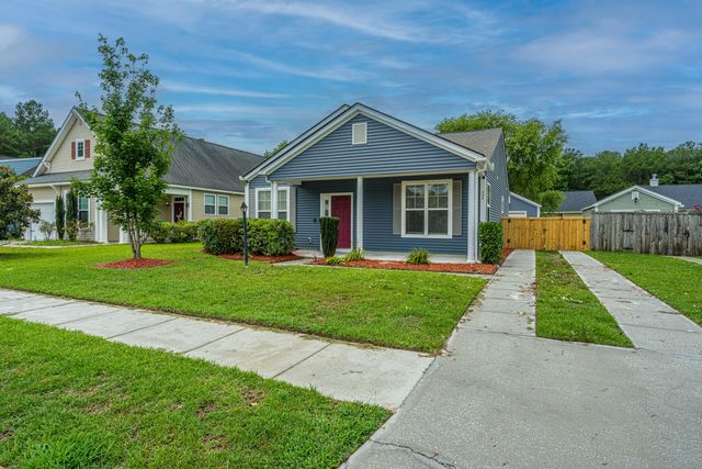 325 Harriswood Lane, Moncks Corner, SC 29461